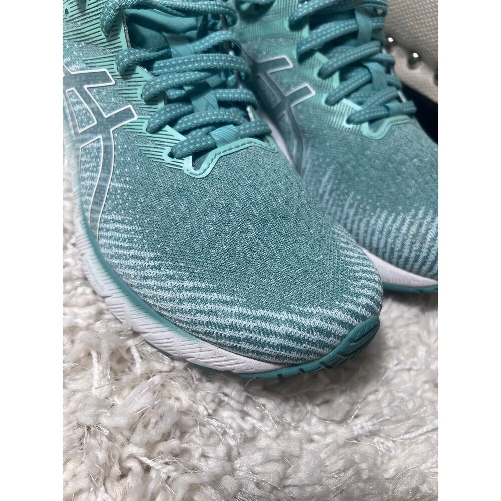 ASICS GT-2000 10 Women's Sz 11 Sage Green Running Shoe Gel 2022 - 1012B045-300 - Picture 2 of 11